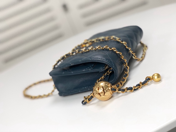 シャネルバッグ素材ディテール